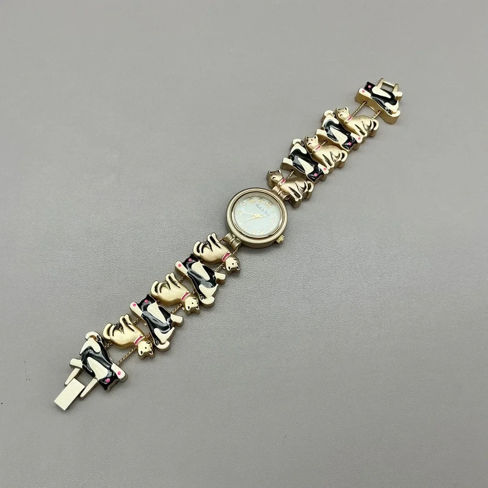 Peek & Peek Watch Women's Cat Kitty Gold Tone Enamel Novelty 30mm NEW BATTERY